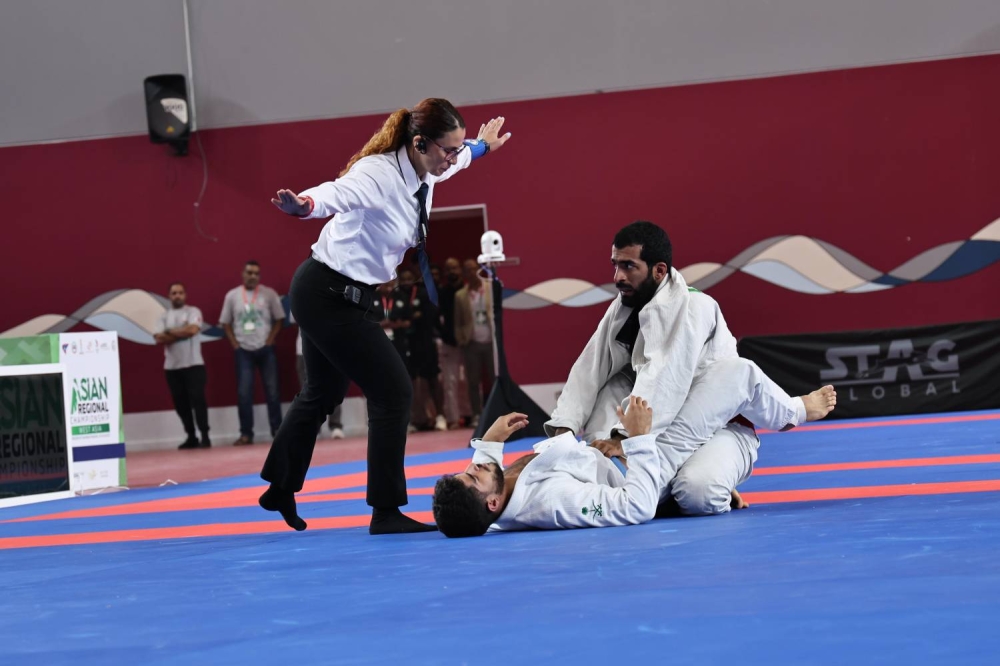 سلمان بن محمد يشهد منافسات بطولة غرب آسيا للجوجيتسو 2025