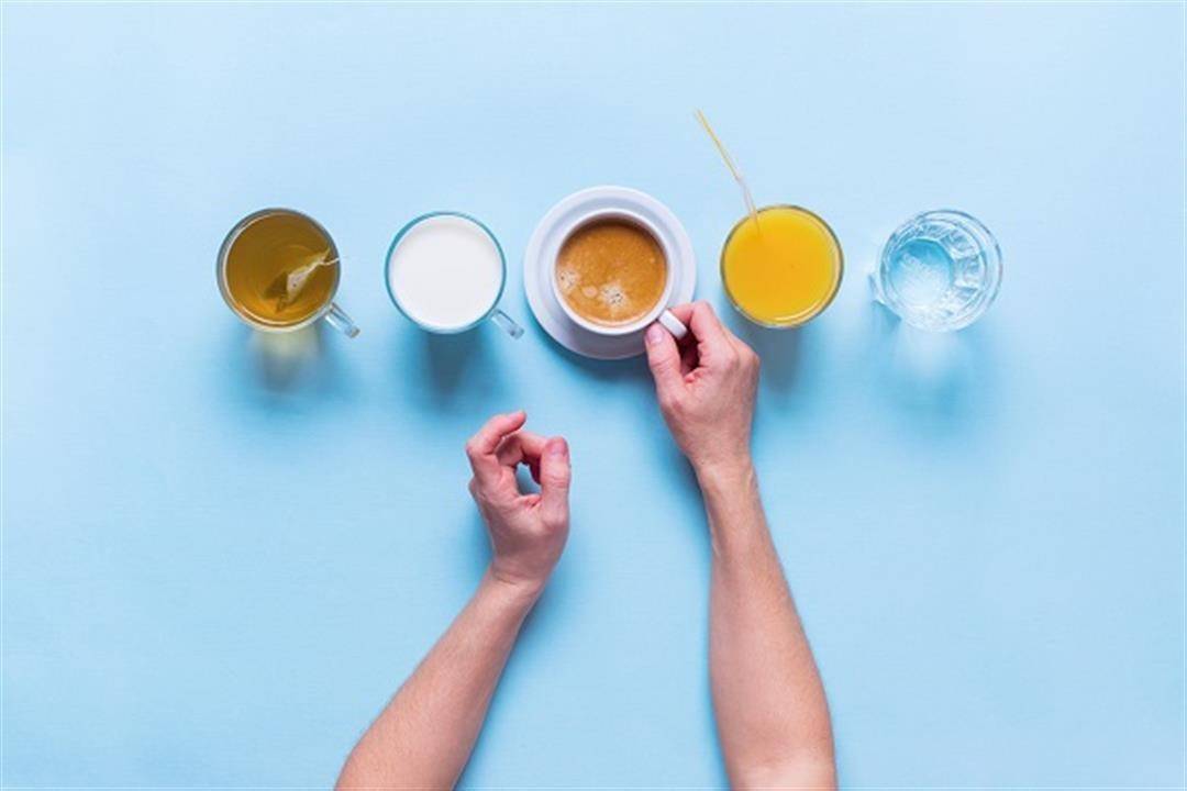 ابدأ يومك صح.. 5 مشروبات طبيعية تقوي العظام وتمنحك النشاط