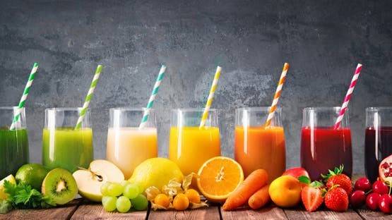 ابدأ يومك صح.. 5 مشروبات طبيعية تقوي العظام وتمنحك النشاط