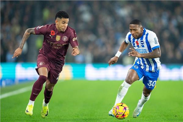 التشكيل الرسمي لمباراة مانشستر سيتي وبرايتون في الدوري الإنجليزي.. ما موقف عمر مرموش؟