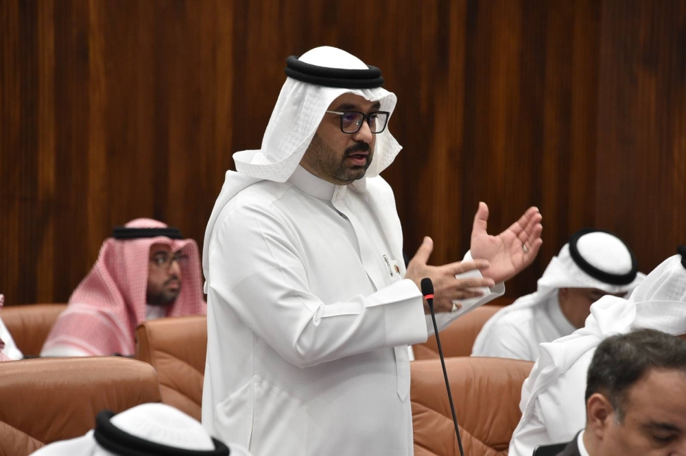 مقترح برلماني لمعاقبة المحرضين للطفل بعد الطلاق على رفض زيارة أحد الوالدين