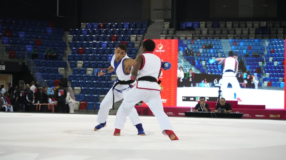 رئيس منظمة بريف البحرينية يشيد بالتنظيم والمستويات الفنية في بطولة آسيا الأولى للشباب لفنون القتال المختلطة