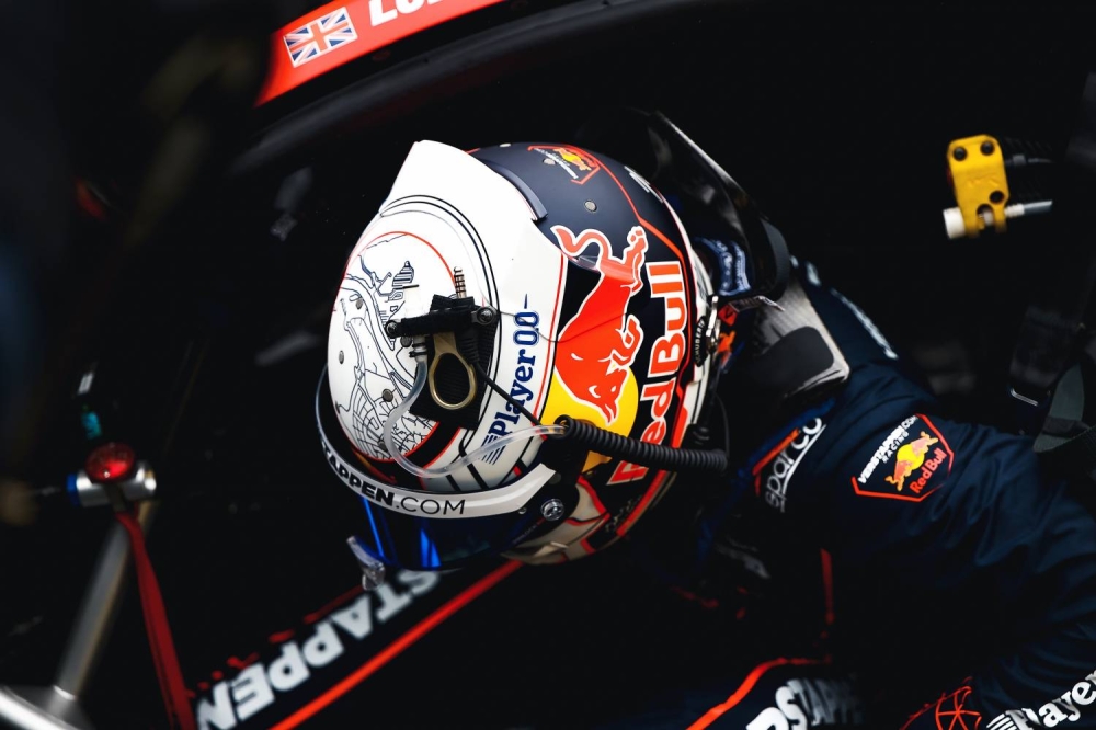 عيسى بن عبدالله: إنجاز فريق تو سيز لسباق السيارات في حلبة نوربورغرينغ يعكس التزام الفريق ويؤكد مكانة مملكة البحرين في سباقات السيارات العالمية