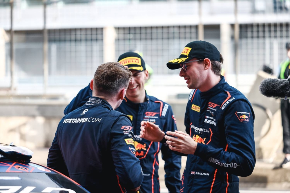 عيسى بن عبدالله: إنجاز فريق تو سيز لسباق السيارات في حلبة نوربورغرينغ يعكس التزام الفريق ويؤكد مكانة مملكة البحرين في سباقات السيارات العالمية