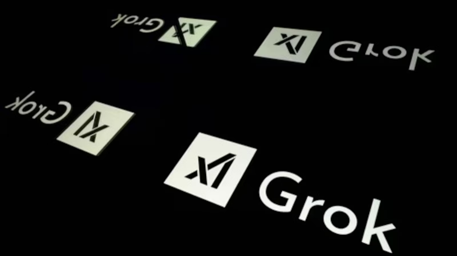 ماسك يلاحق موظفًا سابقًا بتهمة سرقة أسرار Grok