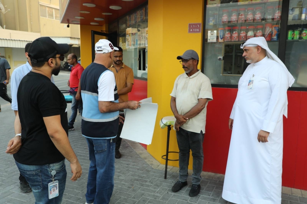 بلدية "الجنوبية" تطلق "ملتزمون" لتعزيز النظافة العامة في الأسواق والمحلات