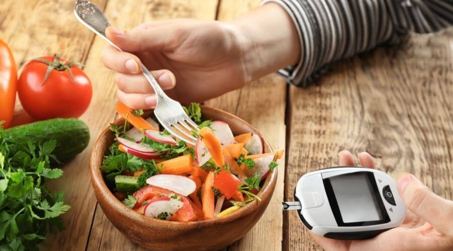 لتجنب المضاعفات.. كيف نتعامل مع مريض السكر المرتفع؟