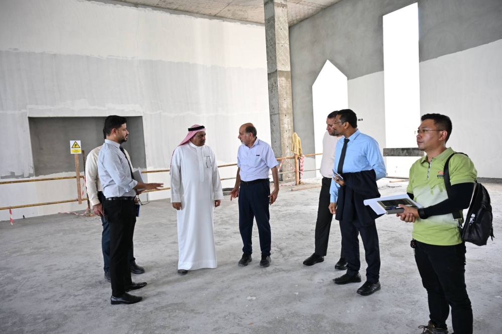 مدير عام الأوقاف الجعفرية يطلّع على مستجدات العمل في مشاريع مساجد مدينة سلمان