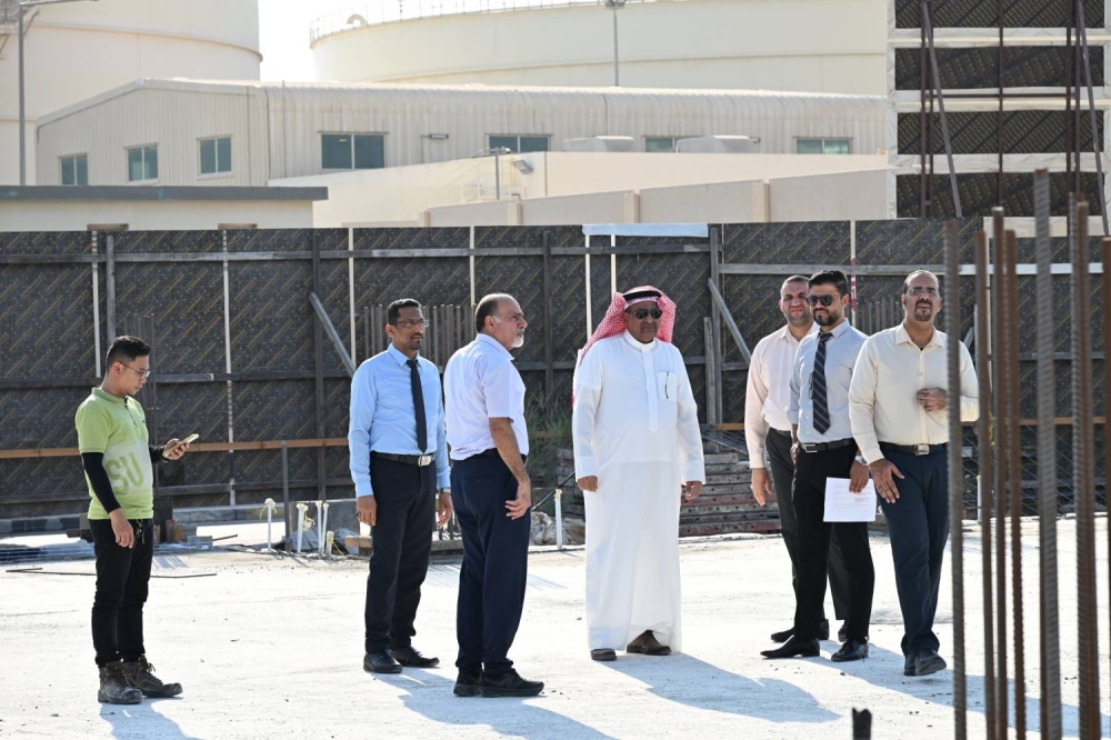مدير عام الأوقاف الجعفرية يطلّع على مستجدات العمل في مشاريع مساجد مدينة سلمان