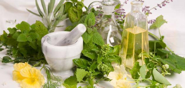 7 مشروبات عشبية تساعد على تهدئة المغص الكلوي