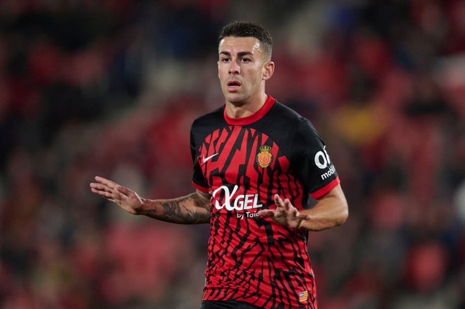 داني رودريجيز يفقد شارة قيادة ريال مايوركا بعد أزمته مع أجيري