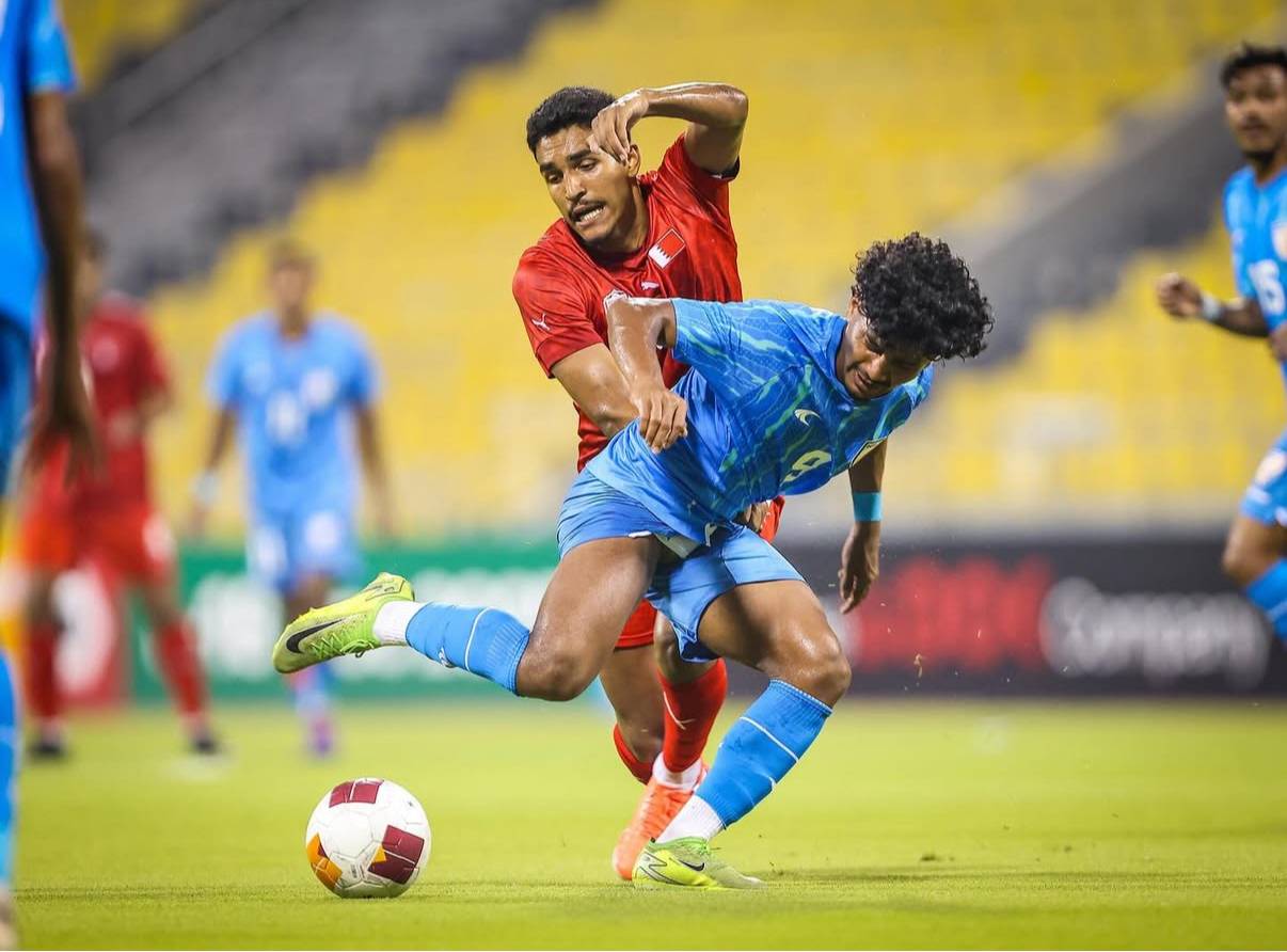 بهدفين في اولى مبارياته بالتصفيات الآسيوية.. الاحمر الاولمبي يسقط أمام الهند