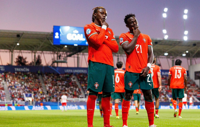 الاتحاد السعودي يحسم صفقة روجر فيرنانديز من سبورتنج براجا