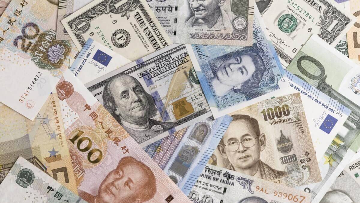 أسعار العملات الأجنبية مقابل الدينار العراقي اليوم الخميس 4 سبتمبر 2025