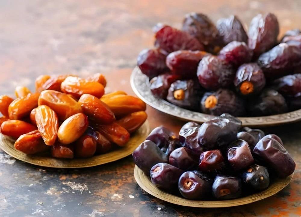 10 فوائد مذهلة تجعلك تتناول التمر يوميًا