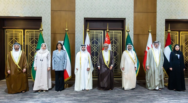 محمد القائد يُشارك في أعمال اجتماع للجنة الدائمة لشؤون العمل الإحصائي بعُمان