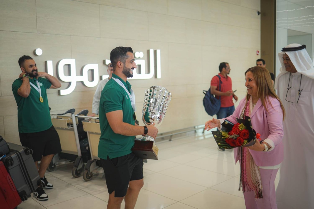 الهيئة العامة للرياضة تستقبل نادي البحرين بطل الأندية العربية لكرة الطاولة