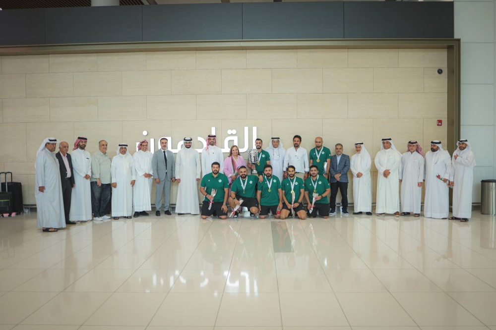 الهيئة العامة للرياضة تستقبل نادي البحرين بطل الأندية العربية لكرة الطاولة