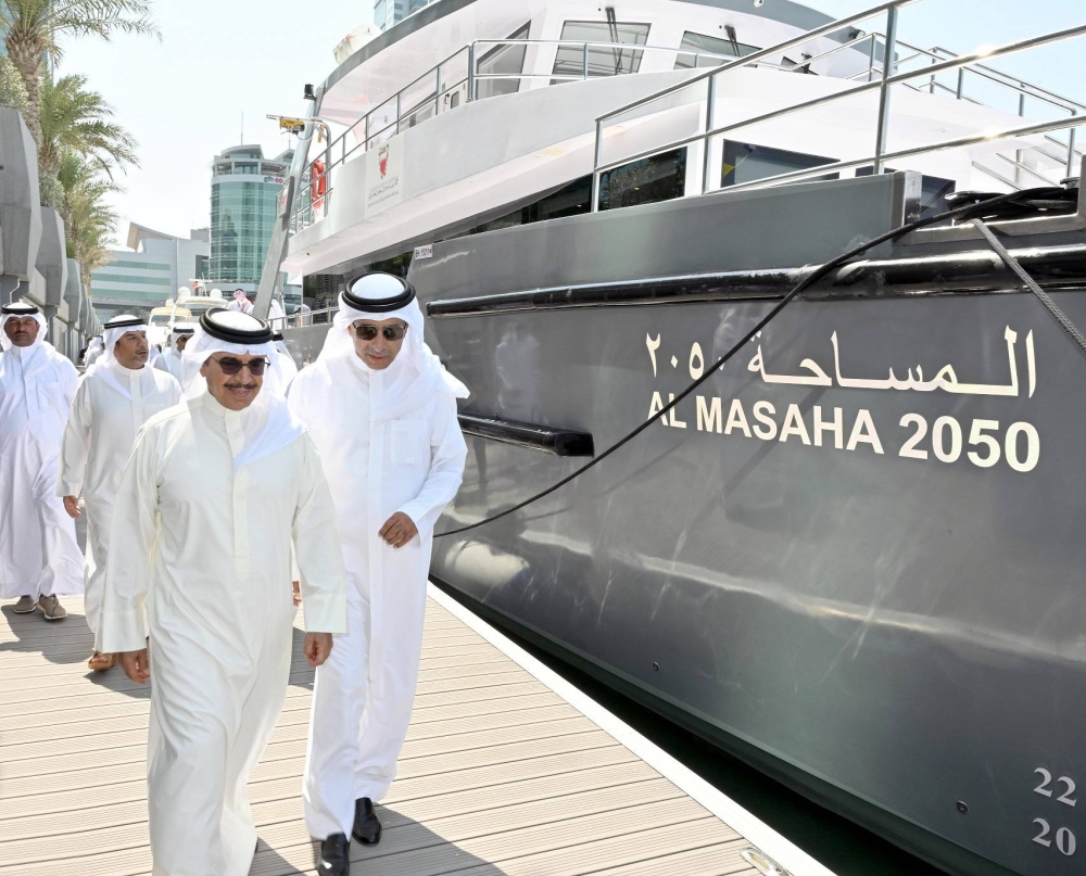 وزير الداخلية يدشن سفينة الأبحاث المتقدمة &laquo;المساحة 2050&raquo;