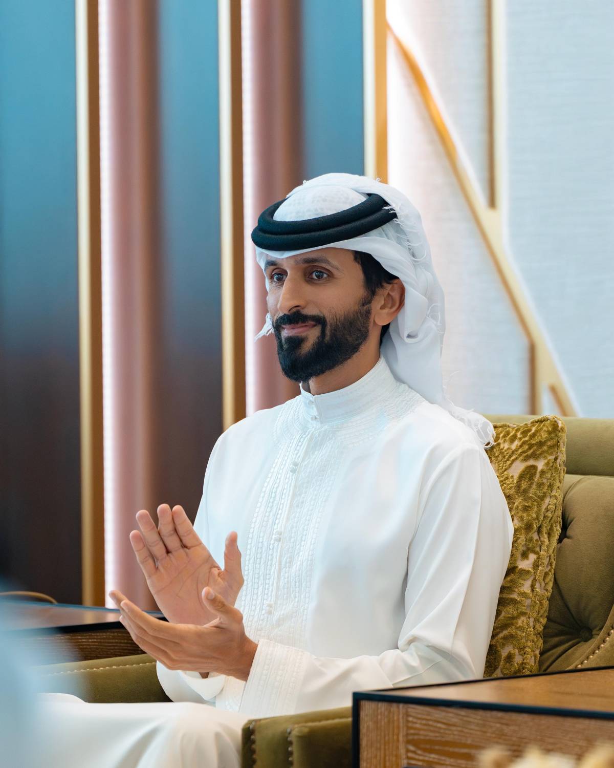 ناصر بن حمد: برنامج &laquo;جرب تشتغل&raquo; يعزز خبرات الشباب ويترجم الشراكة المجتمعية