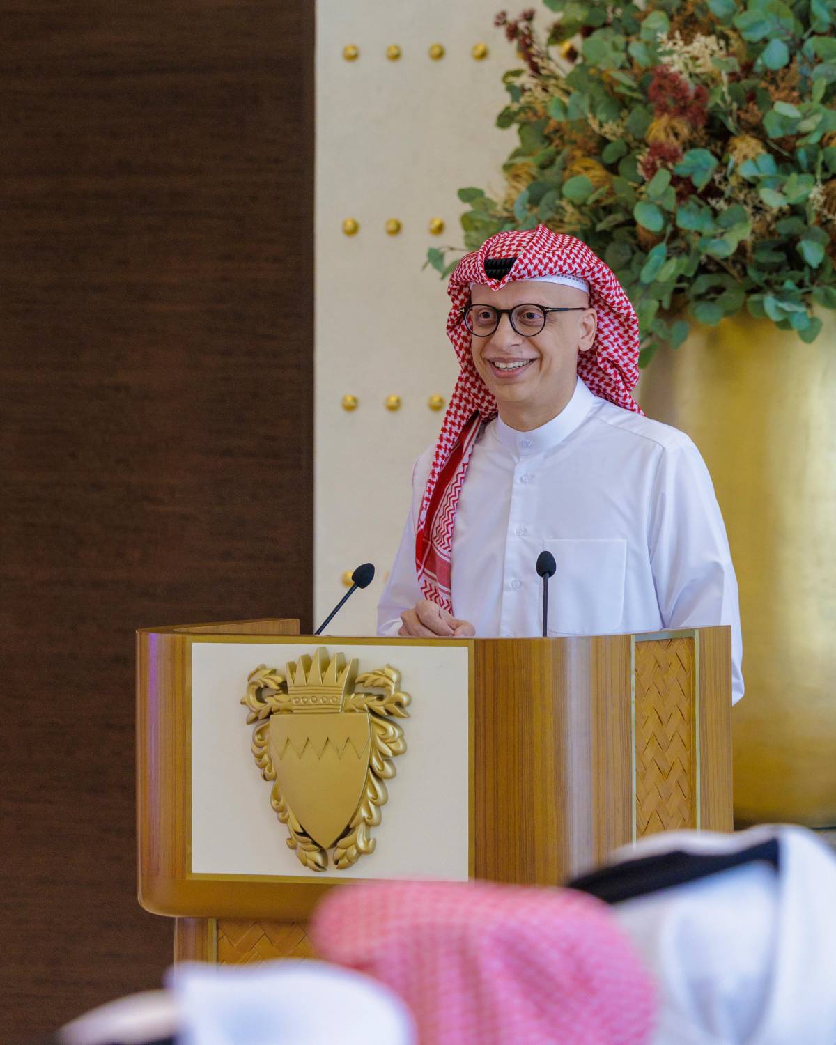 ناصر بن حمد: برنامج &laquo;جرب تشتغل&raquo; يعزز خبرات الشباب ويترجم الشراكة المجتمعية