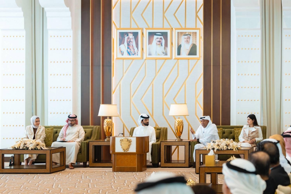 ناصر بن حمد: برنامج &laquo;جرب تشتغل&raquo; يعزز خبرات الشباب ويترجم الشراكة المجتمعية