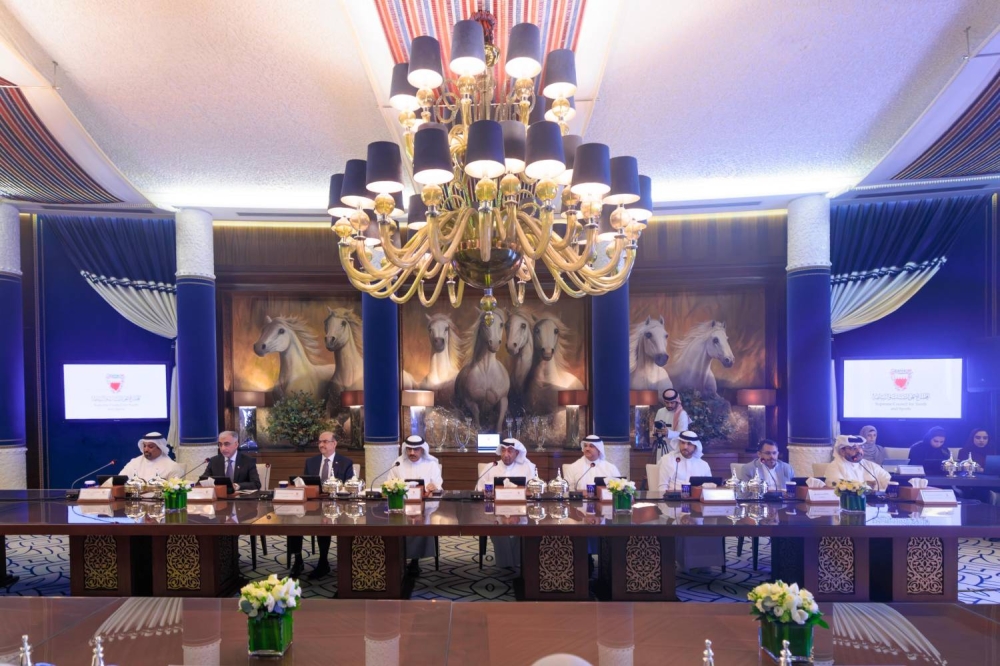 ناصر بن حمد يوجه بترسيخ ابتكار الفرص وتعزيز التميز للوطن