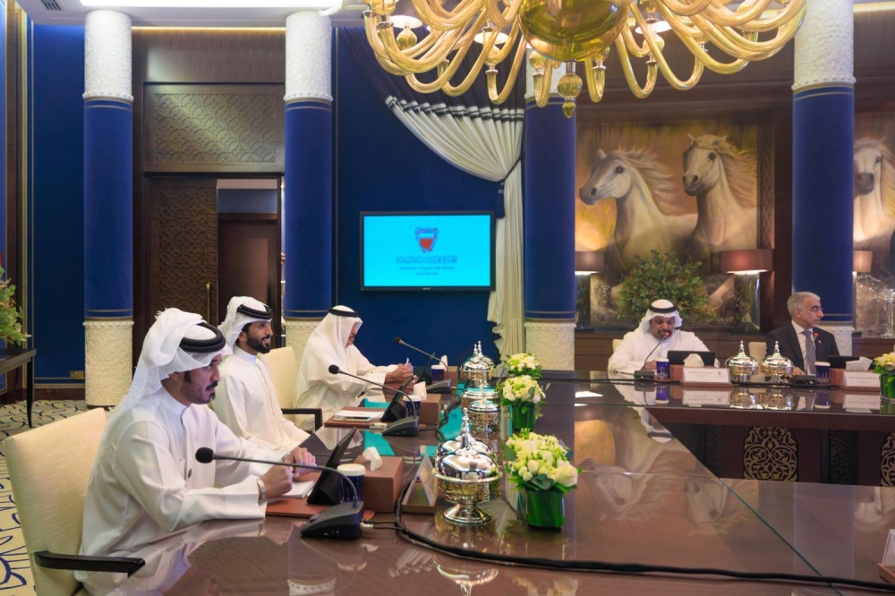 ناصر بن حمد يوجه بترسيخ ابتكار الفرص وتعزيز التميز للوطن