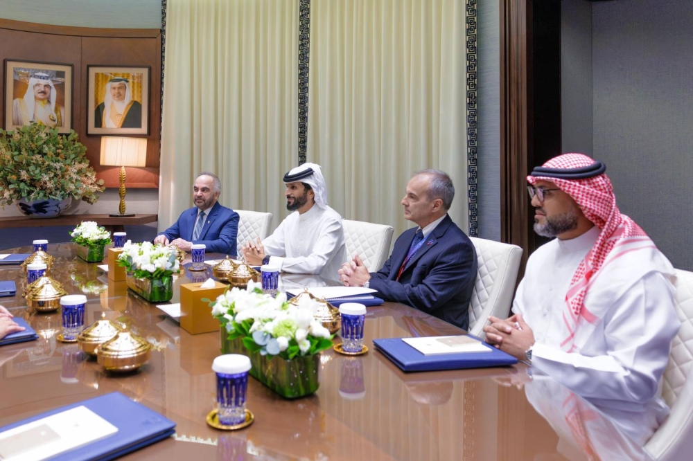 ناصر بن حمد: مملكة البحرين مركز استراتيجي إقليمي للطاقة والخدمات المالية