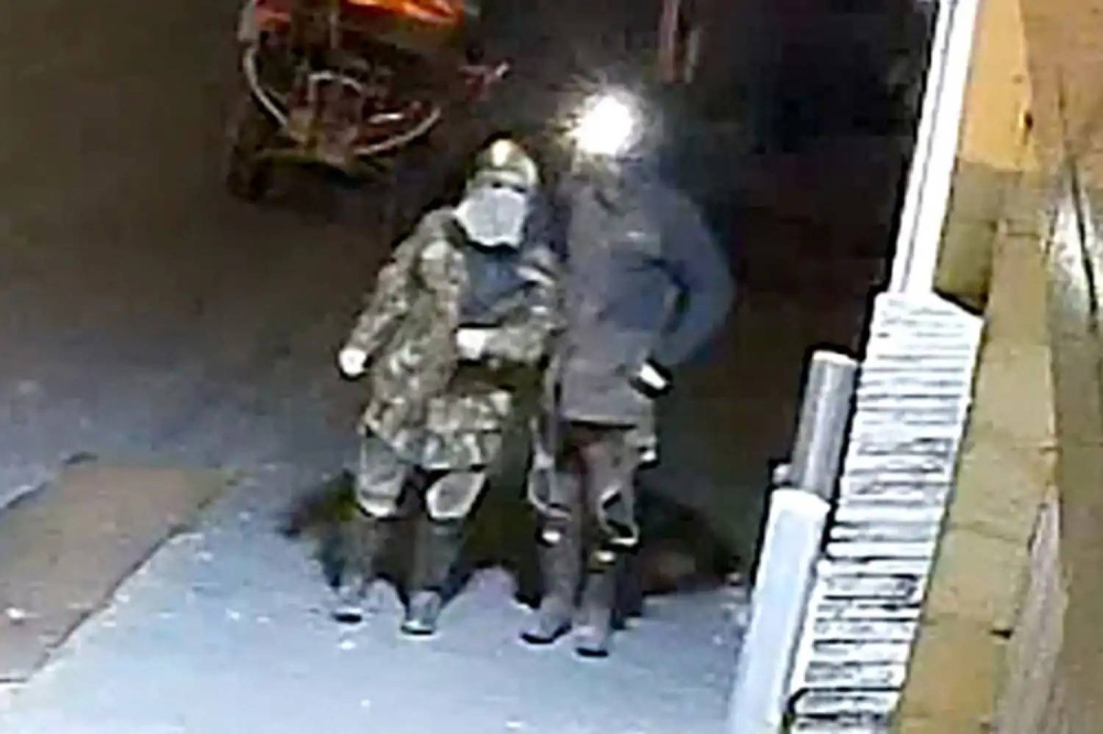 بعد 4 سنوات من الاختباء.. مقتل الأب الهارب في نيوزيلندا إثر تبادل إطلاق نار مع الشرطة