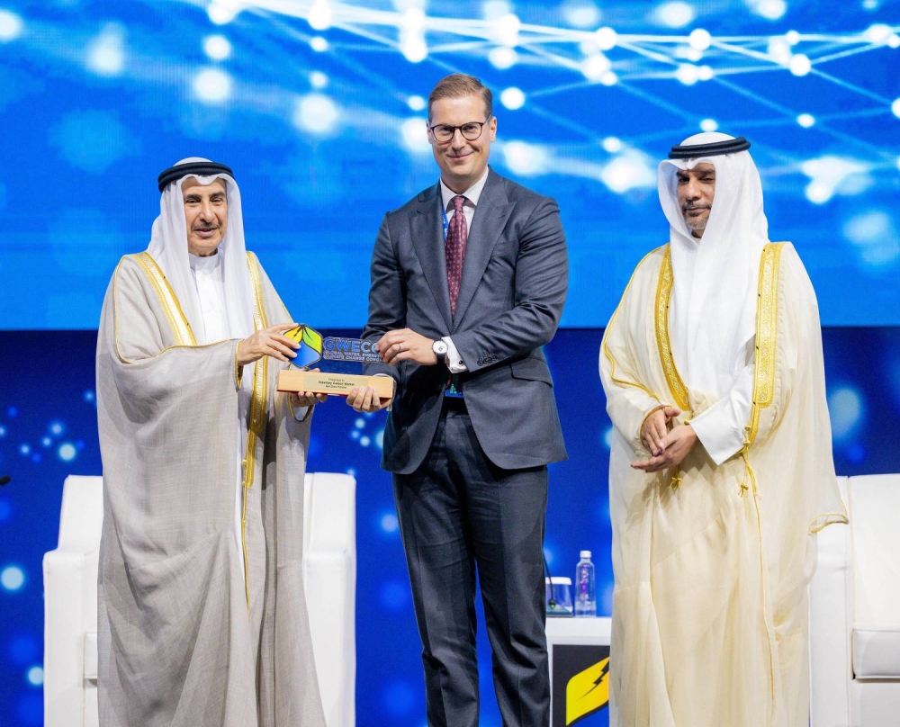 خالد بن عبد الله يفتتح أعمال المؤتمر العالمي للمياه والطاقة وتغير المناخ