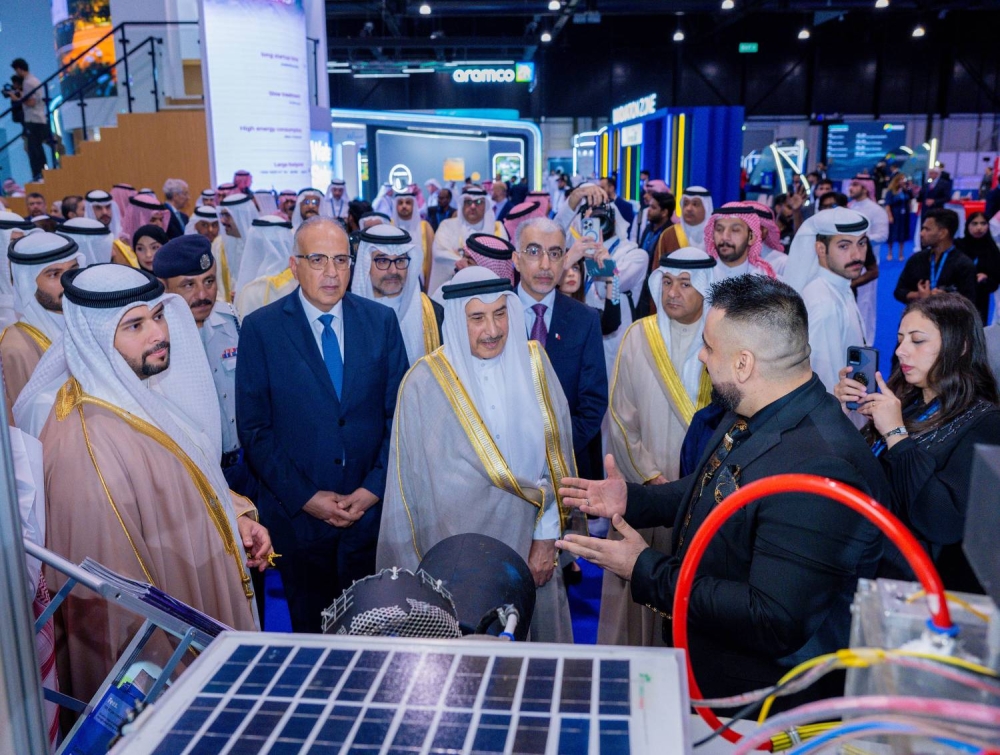 خالد بن عبد الله يفتتح أعمال المؤتمر العالمي للمياه والطاقة وتغير المناخ