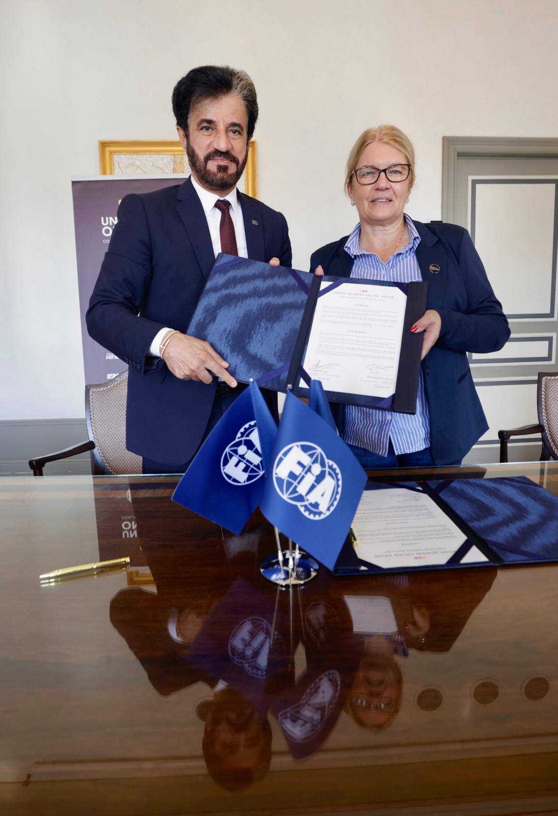 "متحدون ضد الإساءة الإلكترونية" يجمع أكثر من 140 من القادة العالميين