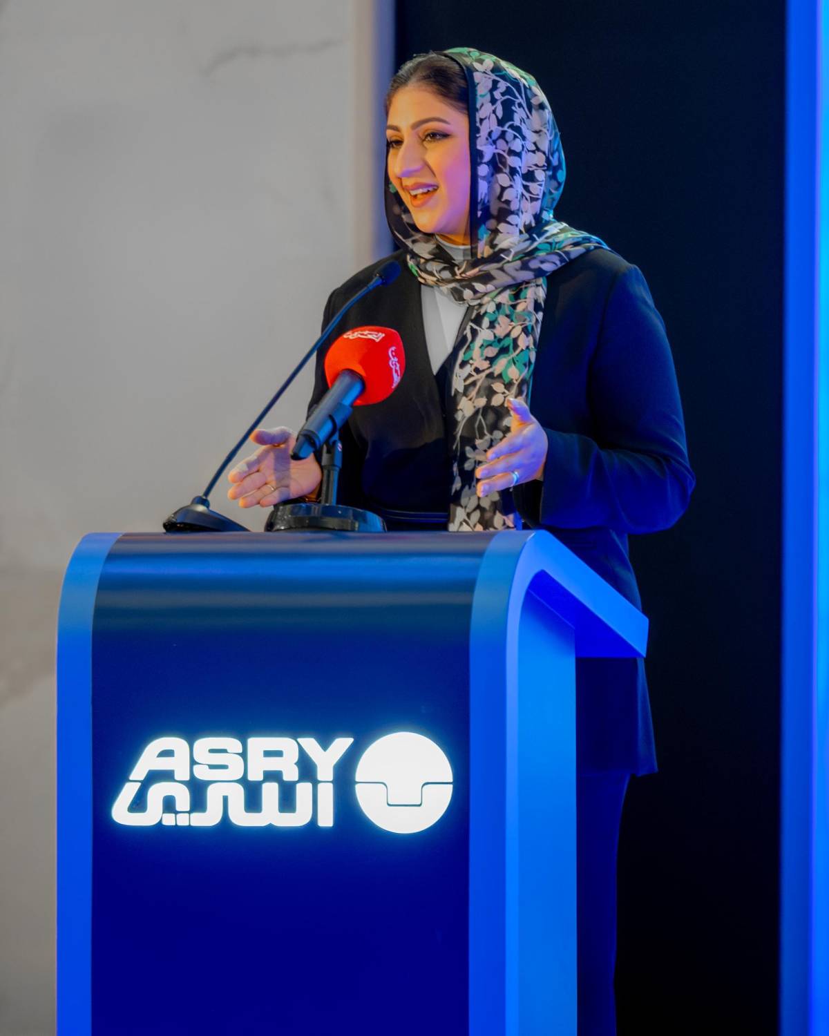 ناصر بن حمد يحضر حفل تدشين شركة &laquo;أسري&raquo; لمشروع الطاقة الشمسية