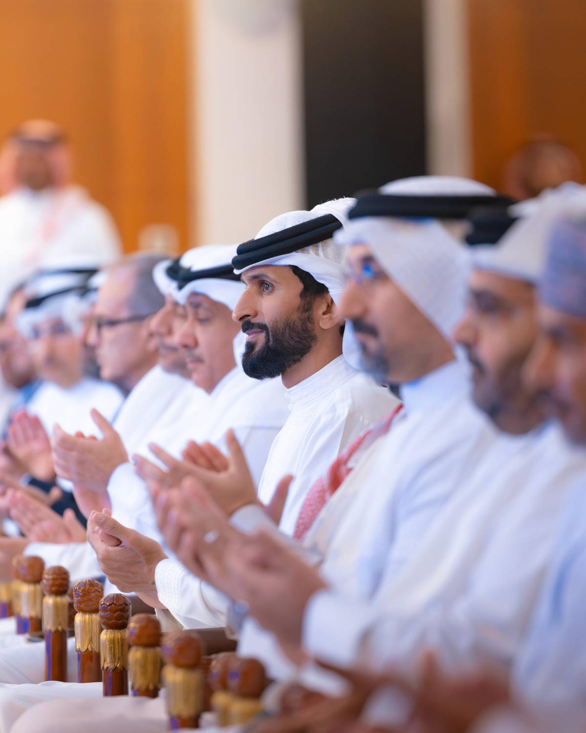 ناصر بن حمد يحضر حفل تدشين شركة &laquo;أسري&raquo; لمشروع الطاقة الشمسية