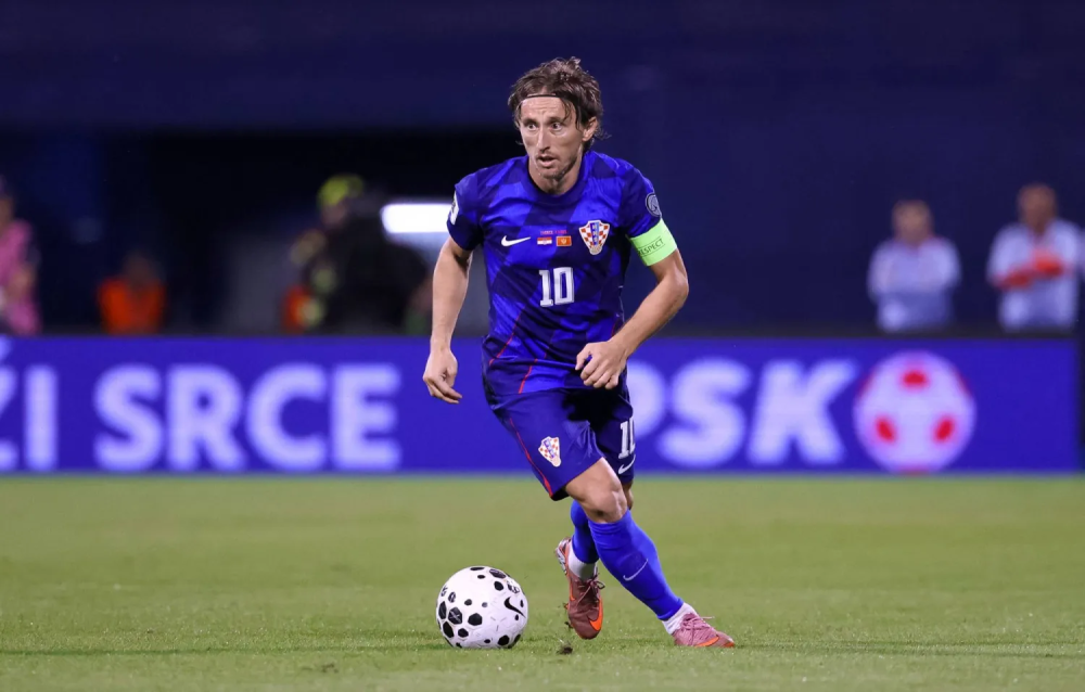 لوكا مودريتش يقود كرواتيا لاكتساح الجبل الأسود في تصفيات كأس العالم