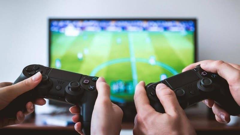 "سوني" تطلق تطبيق "بلاي ستيشن فاميلي" الجديد للرقابة الأبوية