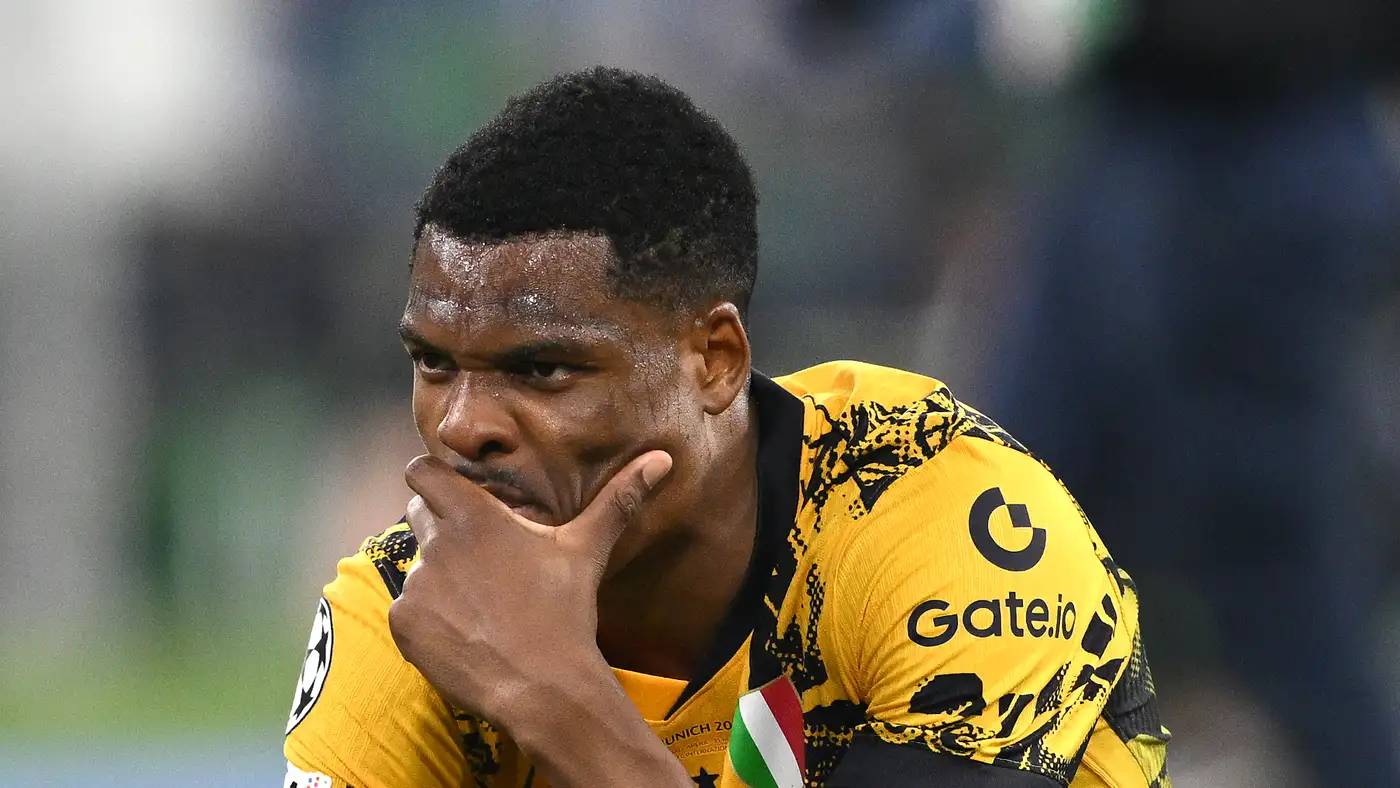 مانشستر سيتي يكثف محاولاته لضم دينزل دومفريس