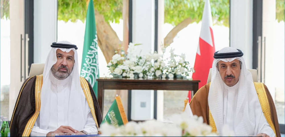 الأمير فيصل بن سلمان يزور &laquo;دراسات&raquo; ويؤكد عمق العلاقات السعودية البحرينية
