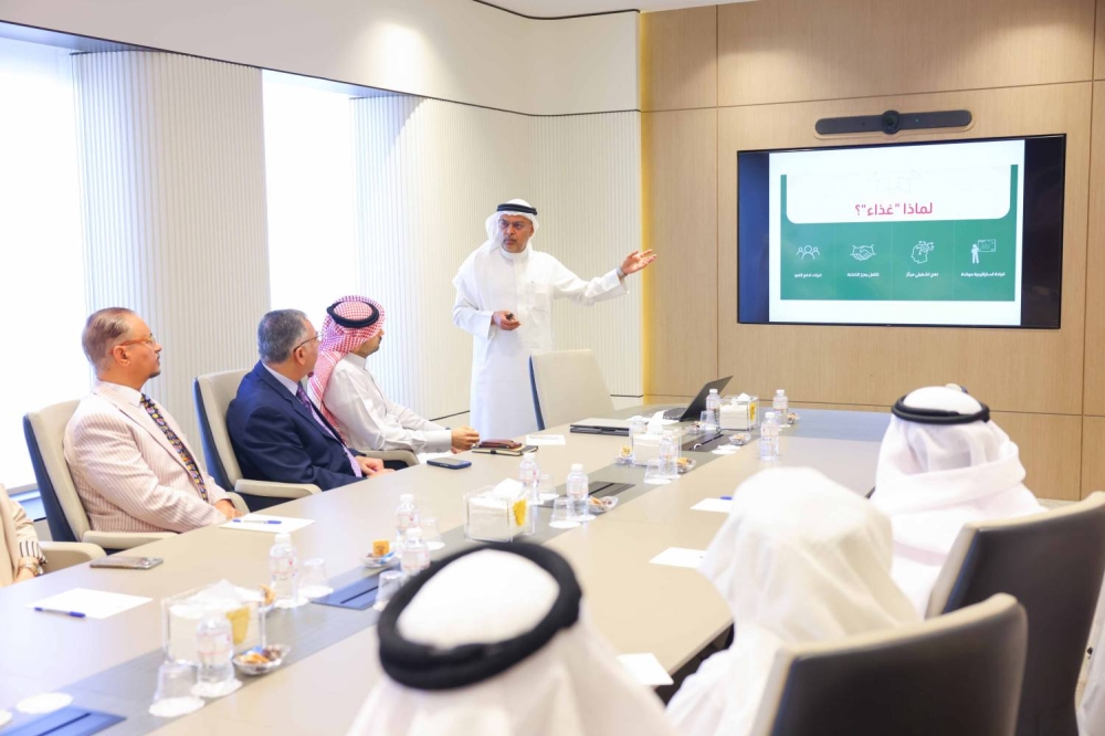 الساعي: 90% من الغذاء مستورد وتوجه لمضاعفة إنتاج الدواجن وتوسعة "المطاحن"