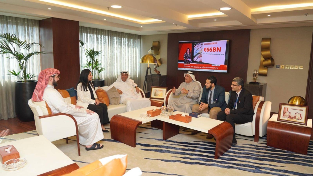 غرفة البحرين تحتفي بفريق تقنية المعلومات لفوزه بالمركز الأول في الأمن السيبراني الوطني