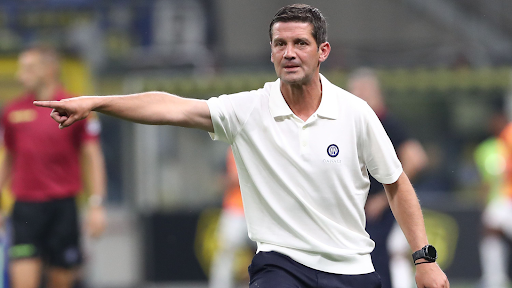 تشكيل إنتر ميلان الرسمي ضد يوفنتوس في قمة الدوري الإيطالي.. كثافة في وسط الملعب