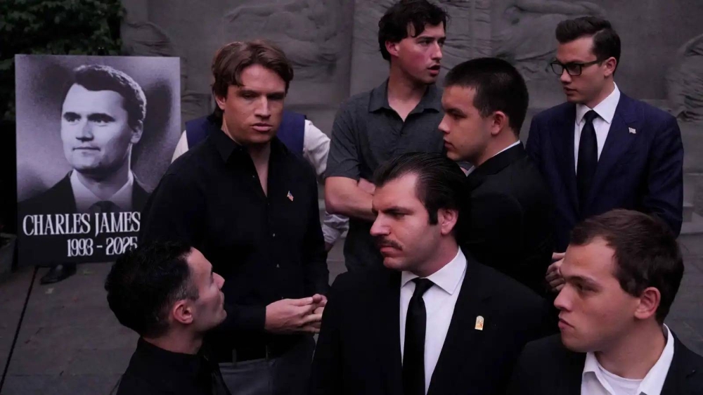 اعتقالات وفصل عن الوظائف.. منتقدو تشارلي كيرك يواجهون غضب اليمين الأمريكي