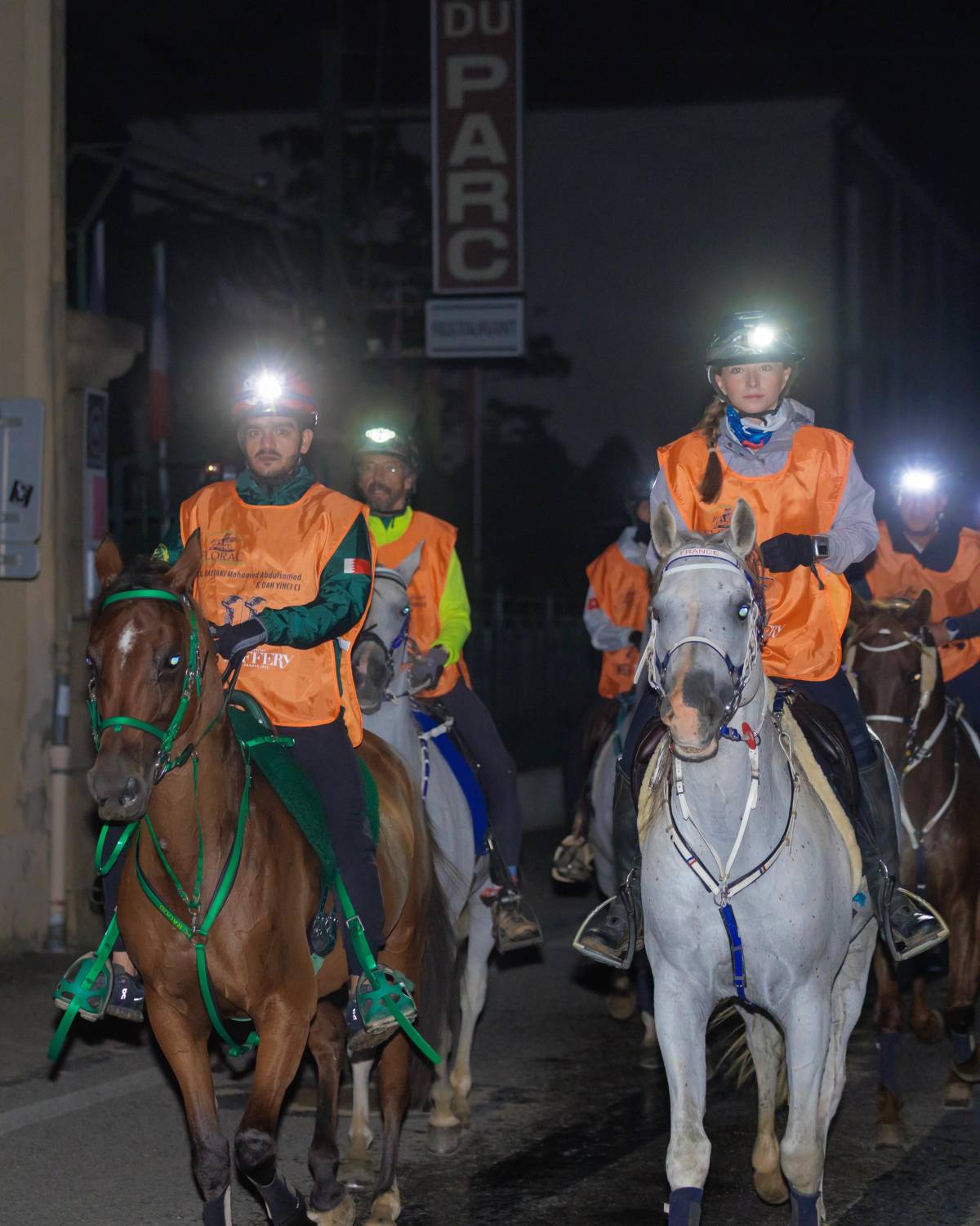 الفريق الملكي يحرز المركز الثاني في سباق فلوراك الدولي للقدرة