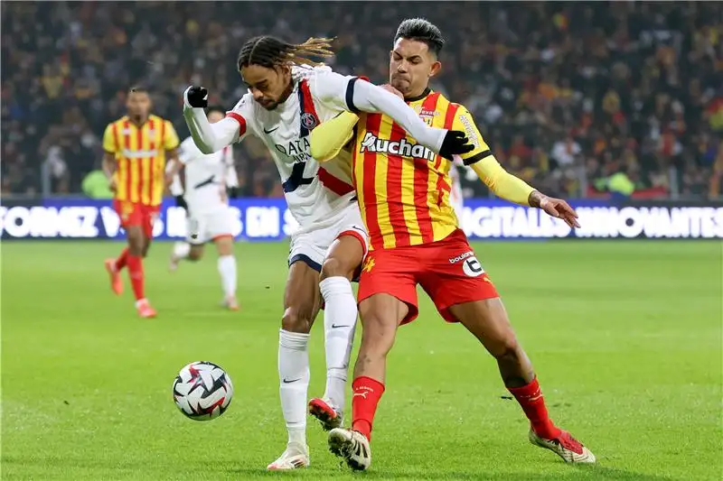 موعد مباراة باريس سان جيرمان ولانس في الدوري الفرنسي اليوم الأحد والقنوات الناقلة