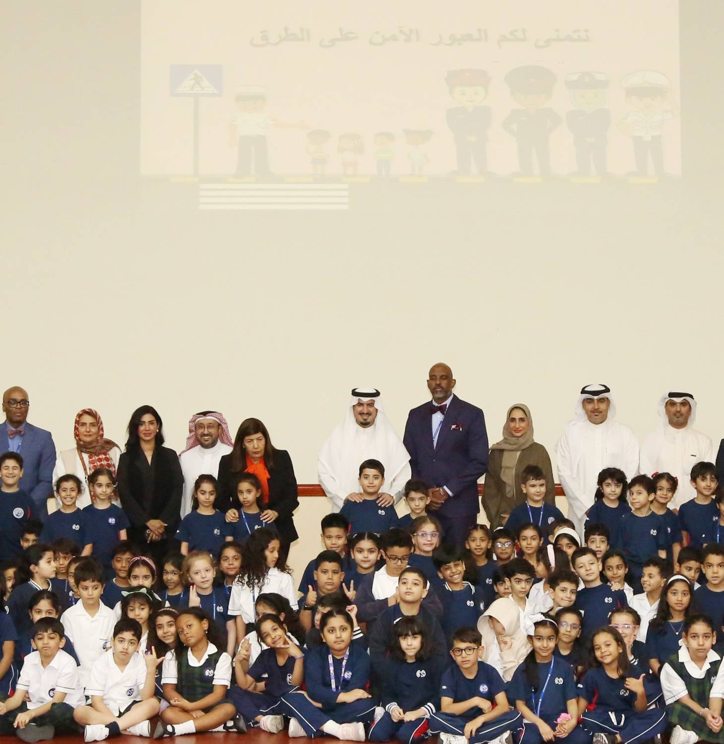 محافظ العاصمة يحضر فعالية توعوية للطلبة حول السلامة المرورية