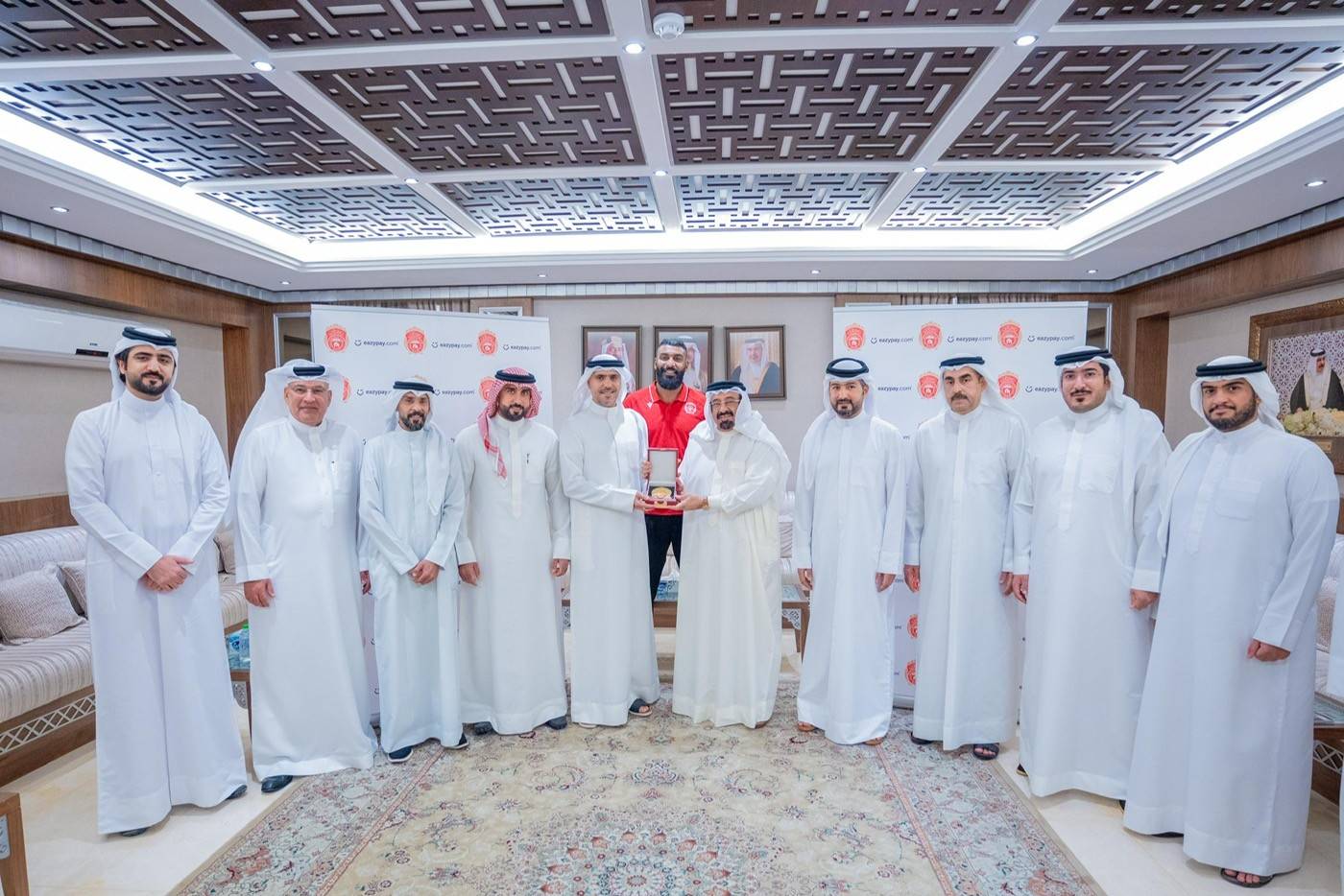 رئيس إدارة نادي المحرق يشدد على أهمية الشراكات مع القطاع الخاص