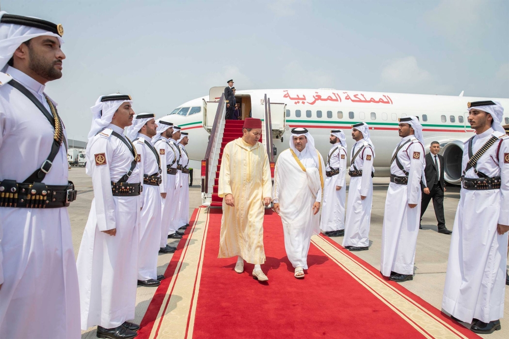 توافد قادة دول عربية وإسلامية إلى الدوحة للمشاركة في القمة العربية الإسلامية