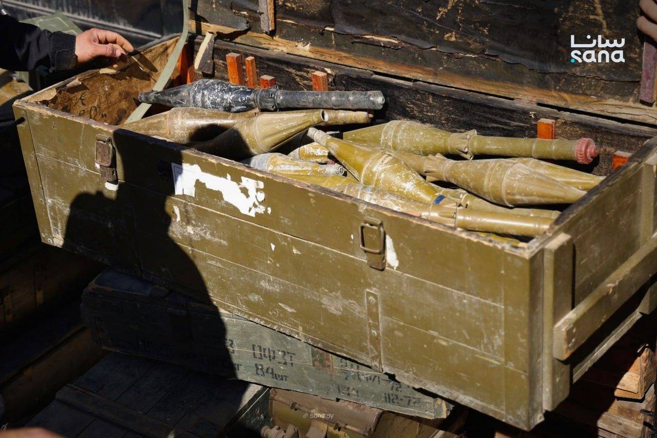 دمشق تضبط أسلحة &laquo;ثقيلة&raquo; معدّة للتهريب... وأخرى مسروقة من مخازن النظام