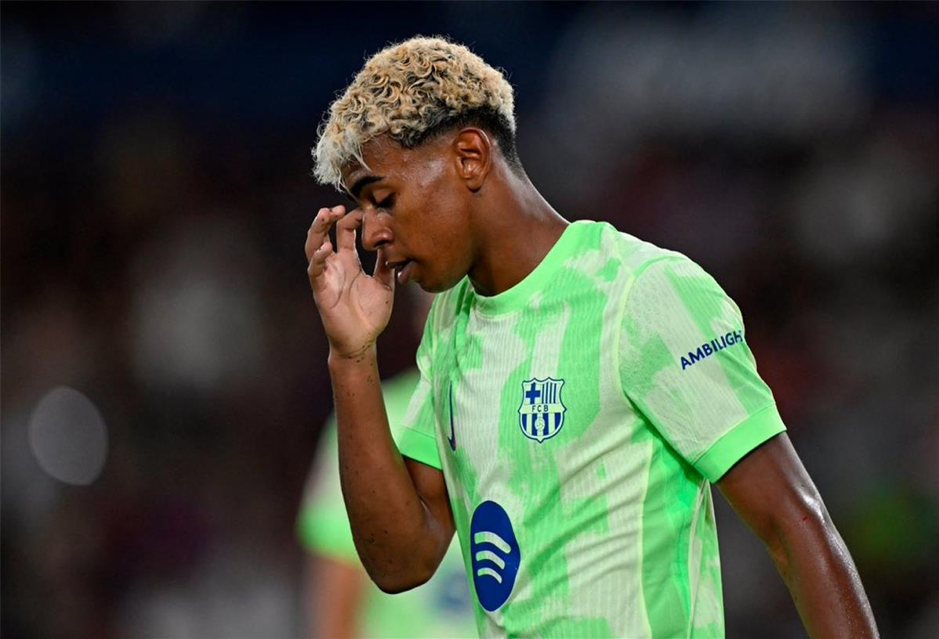 لامين يامال يقترب من الغياب عن مباراة نيوكاسل بدوري الأبطال